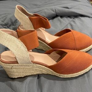 Rust wedge espadrille sandal